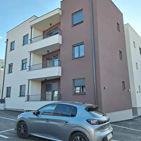 Apartment Josip Zadar